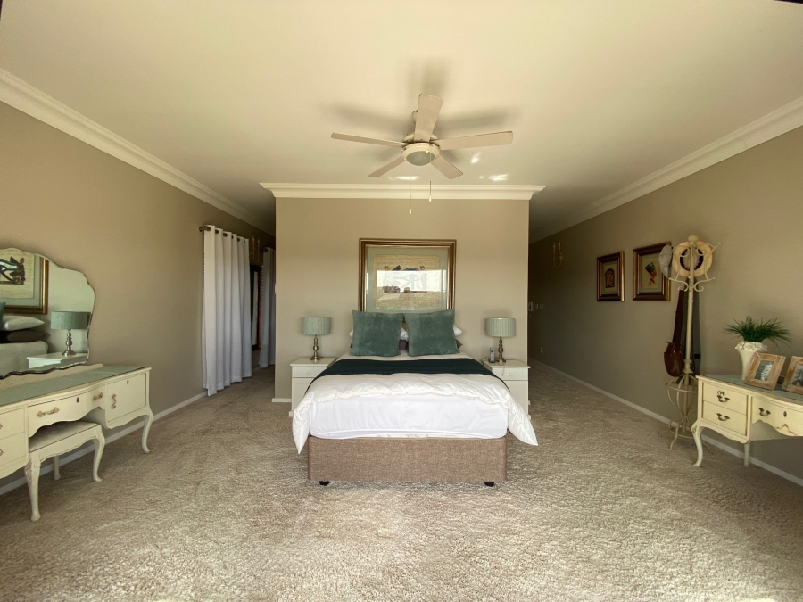 3 Bedroom Property for Sale in Country Club Western Cape